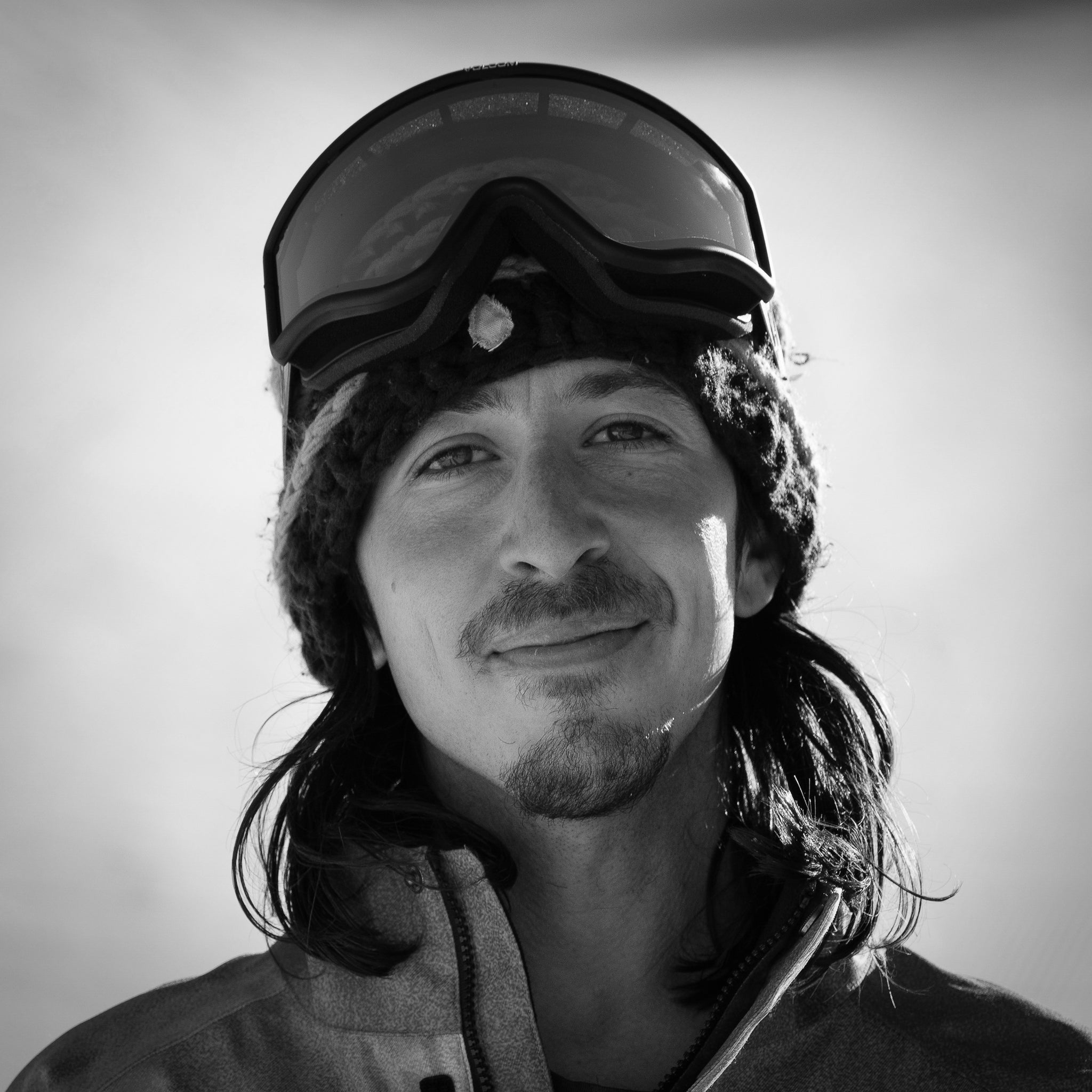 MIKE RAV